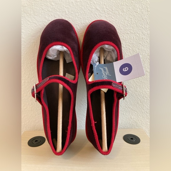 Universal Thread Velvet Mary Jane Flats - Burgundy and Red - Picture 3 of 10